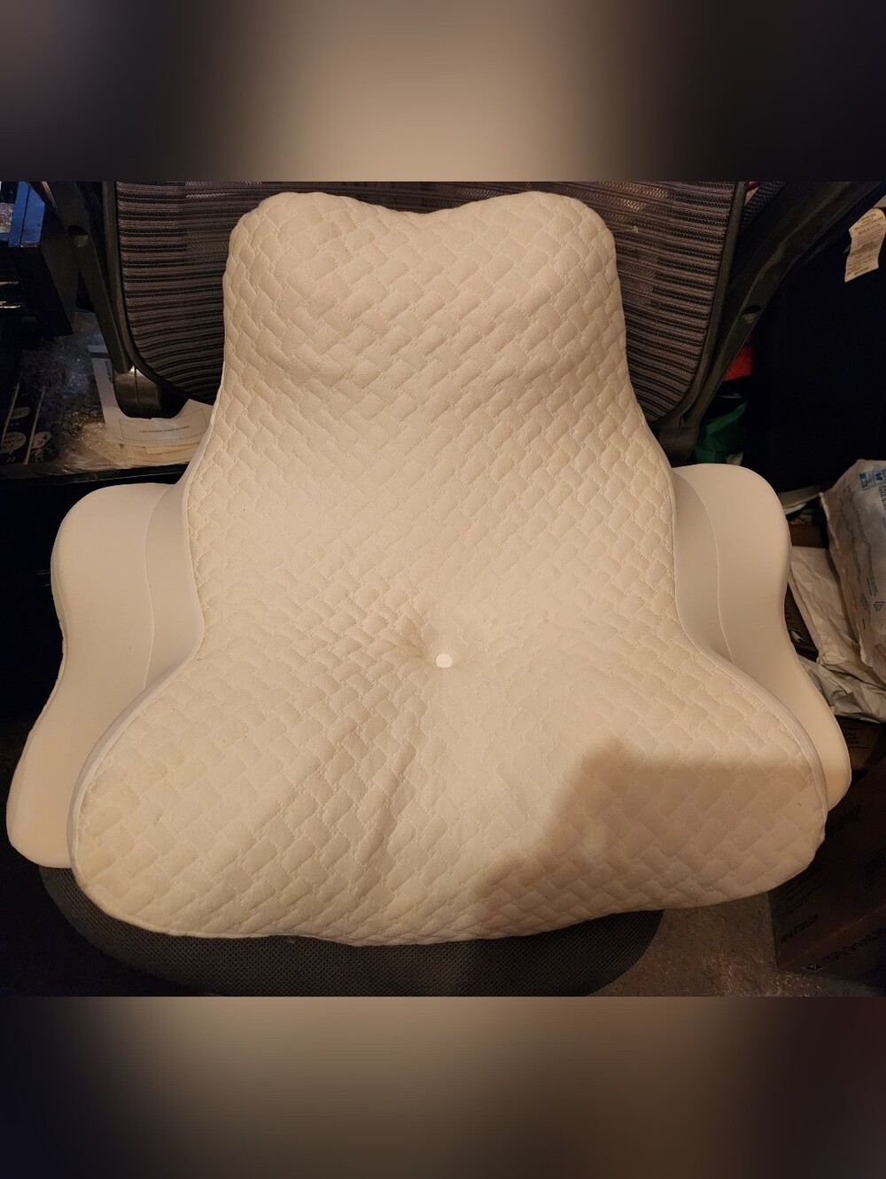 Orthopedic Quilted Seat Cushion - Cream Comfort. Ergonomic memory foam cervical